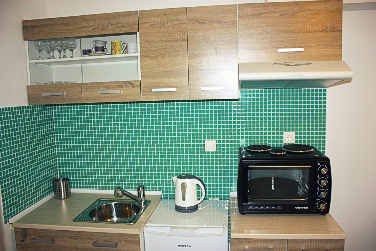 Nei Epivates Rental Rooms 50M From The Beach Neoi Epivatai Buitenkant foto