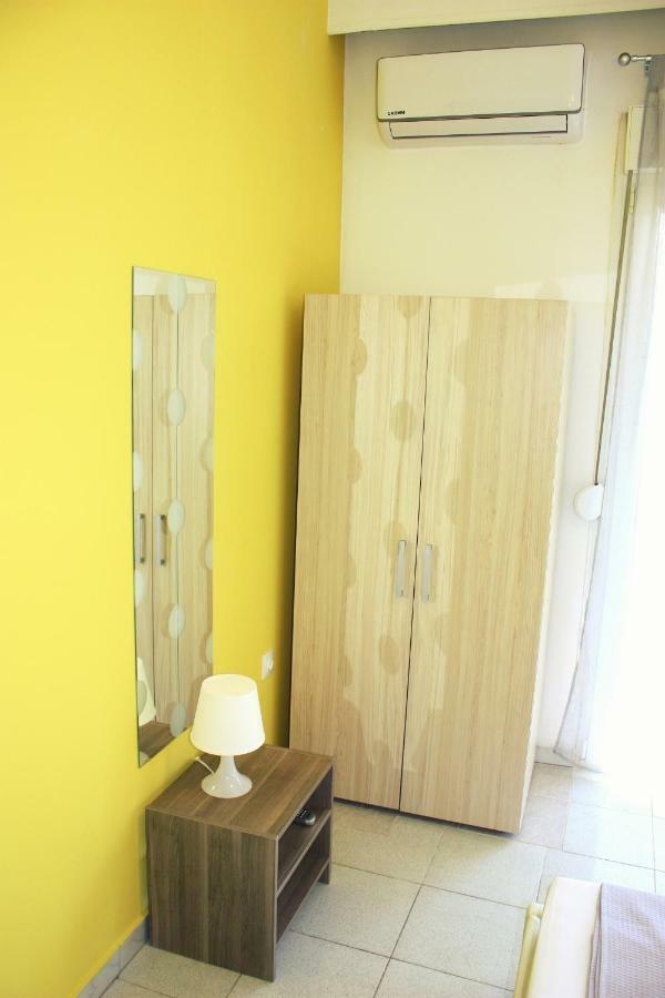 Nei Epivates Rental Rooms 50M From The Beach Neoi Epivatai Buitenkant foto