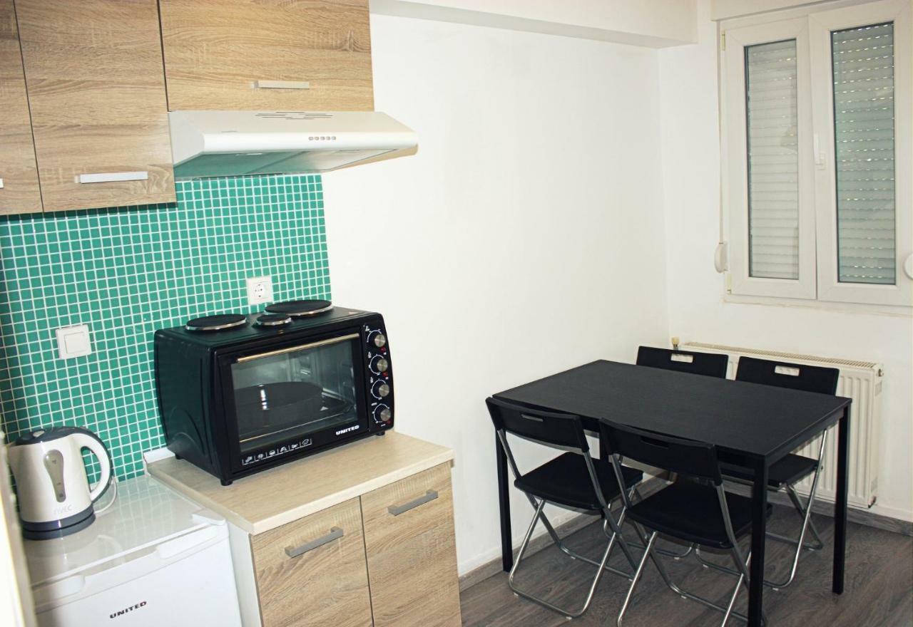 Nei Epivates Rental Rooms 50M From The Beach Neoi Epivatai Buitenkant foto